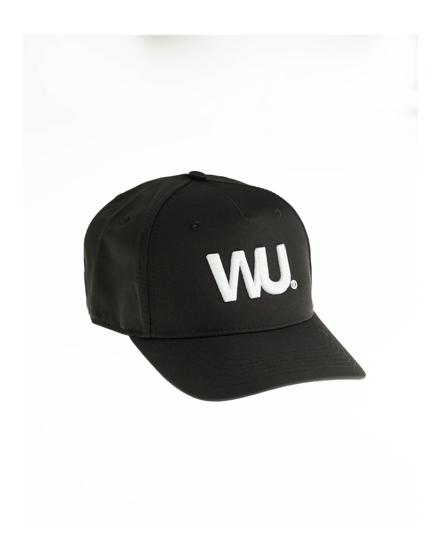 Cappellino sportivo bianco WOOTUNIT con logo WU ricamato vista frontale